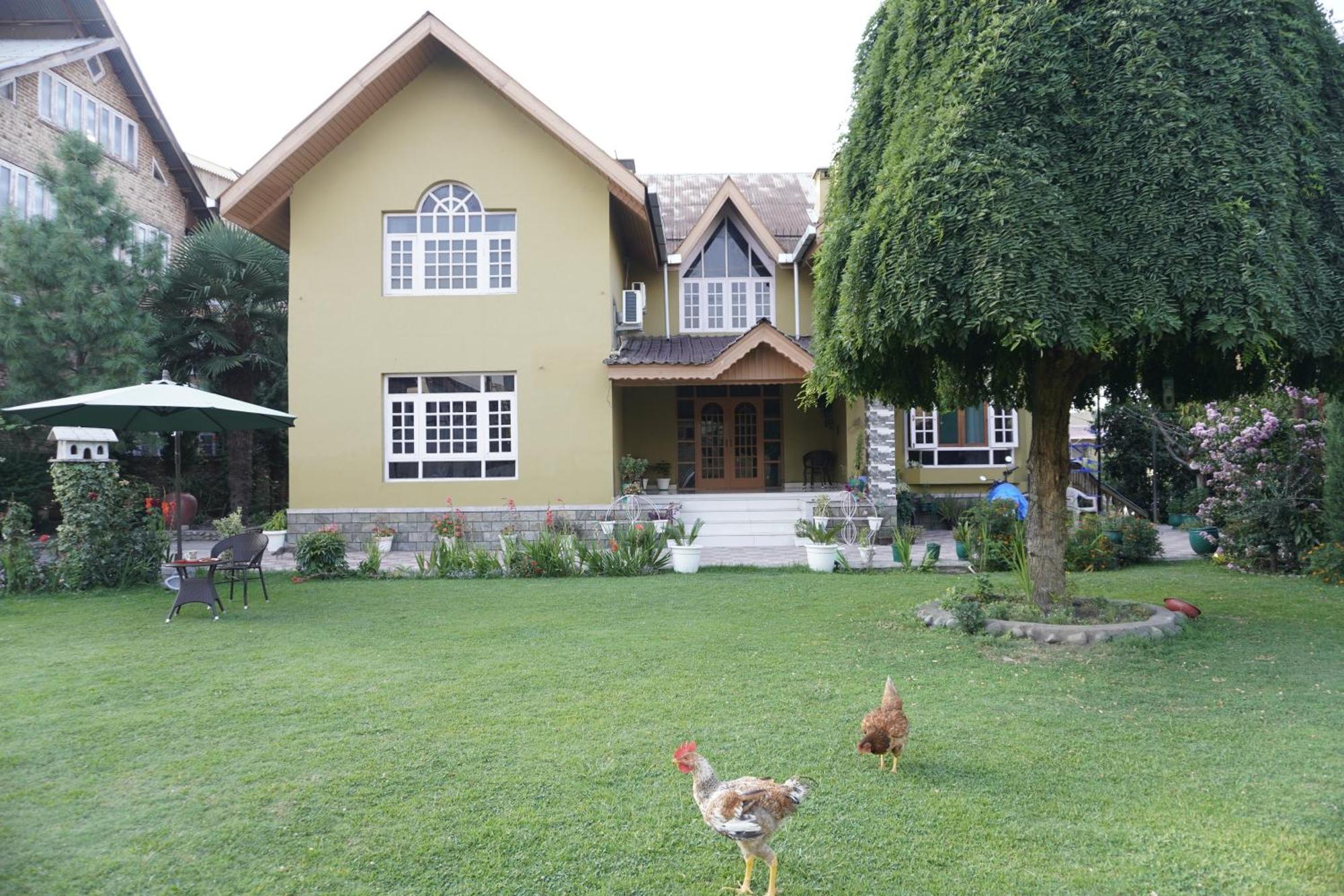 Farsal Villa Srīnagar Buitenkant foto
