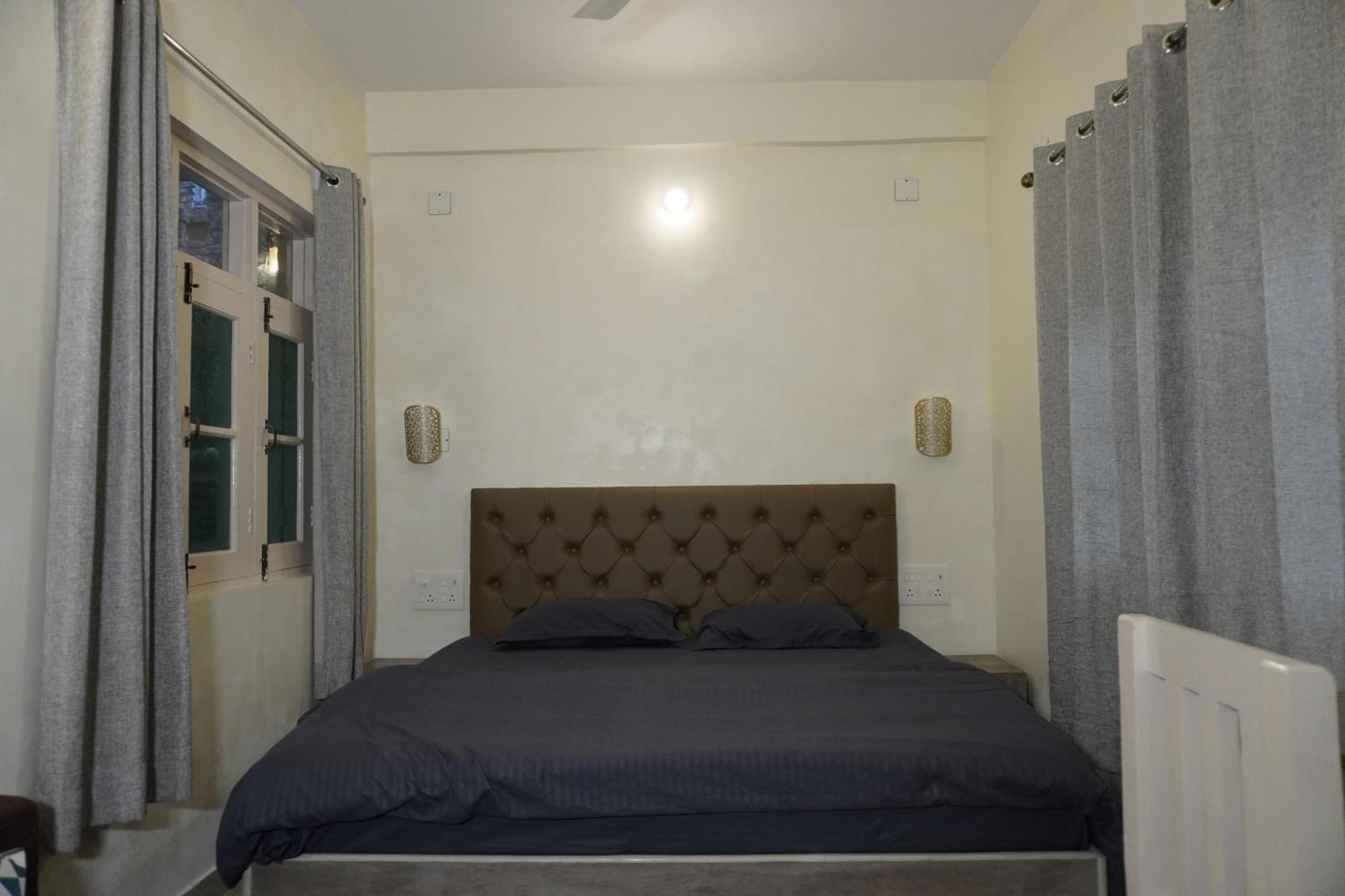 Farsal Villa Srīnagar Buitenkant foto