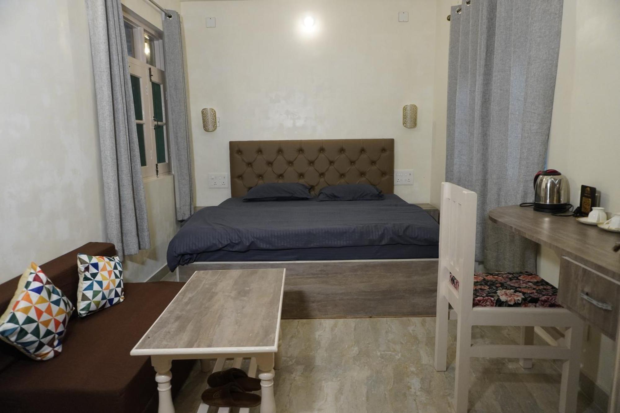 Farsal Villa Srīnagar Buitenkant foto